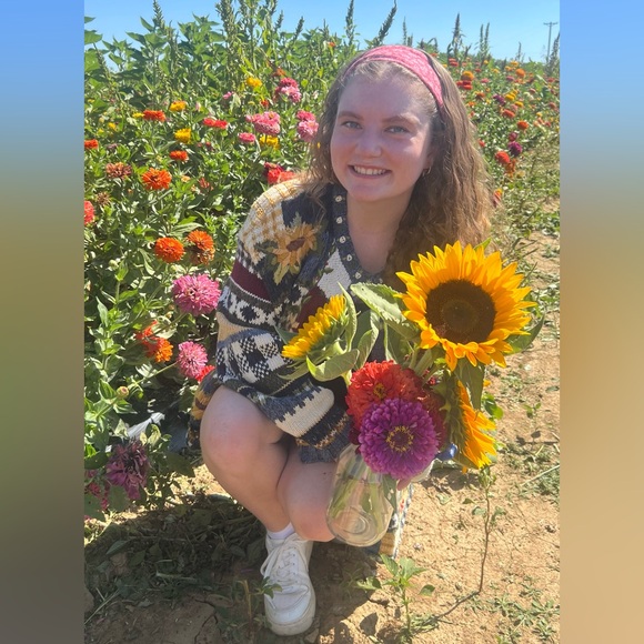 Meet your Posher, Lacy - Picture 1 of 1